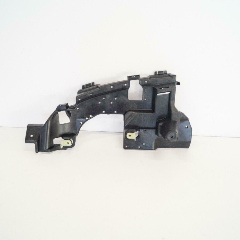 2015-2016 MERCEDES-BENZ C-CLASS W205  FRONT BUMPER BRACKET 2058850100