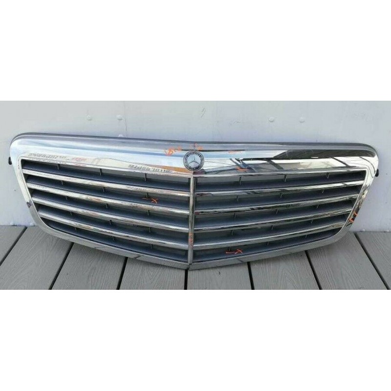 2010-2013 MERCEDES E CLASS W212 FRONT RADIATOR GRILLE 2128800283
